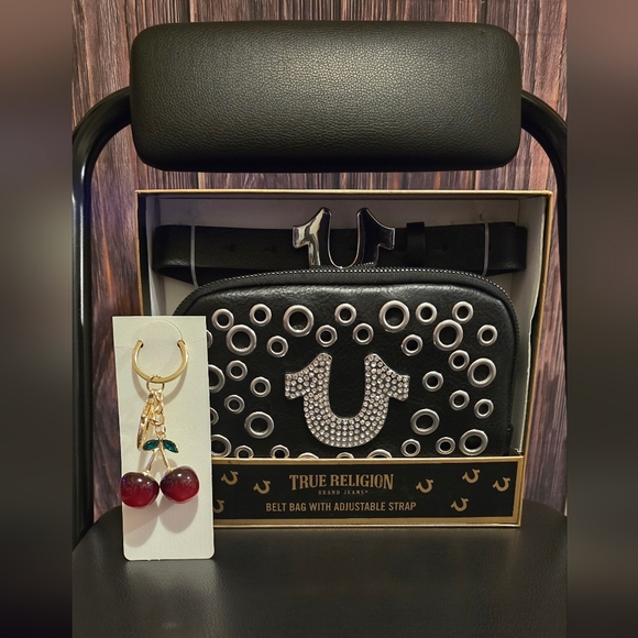 🚨BUYERS LIVE SHOW NOTIFICATION HEART THIS SO THAT YOU CAN KNOW WHEN I GO LIVE❤️ - Picture 11 of 16